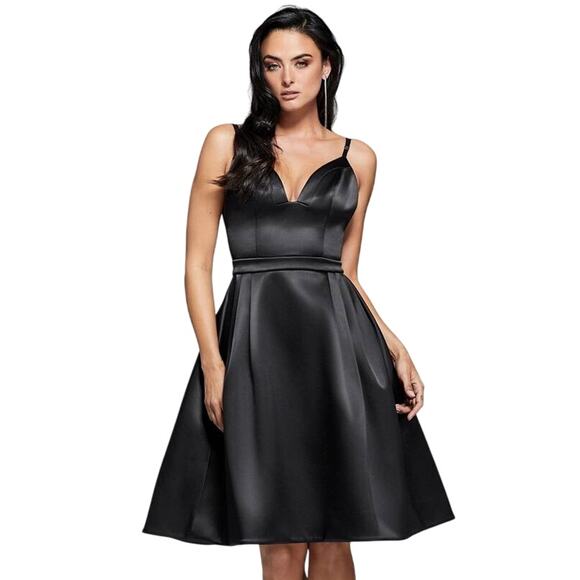 NWT Marciano Miriam Satin Scuba Dress Fit & Flare A-Line Black Size Medium $198 - Picture 1 of 12